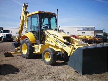 Main image New Holland 675E